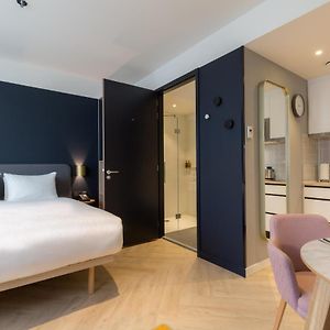 Studio met een King Size Bed